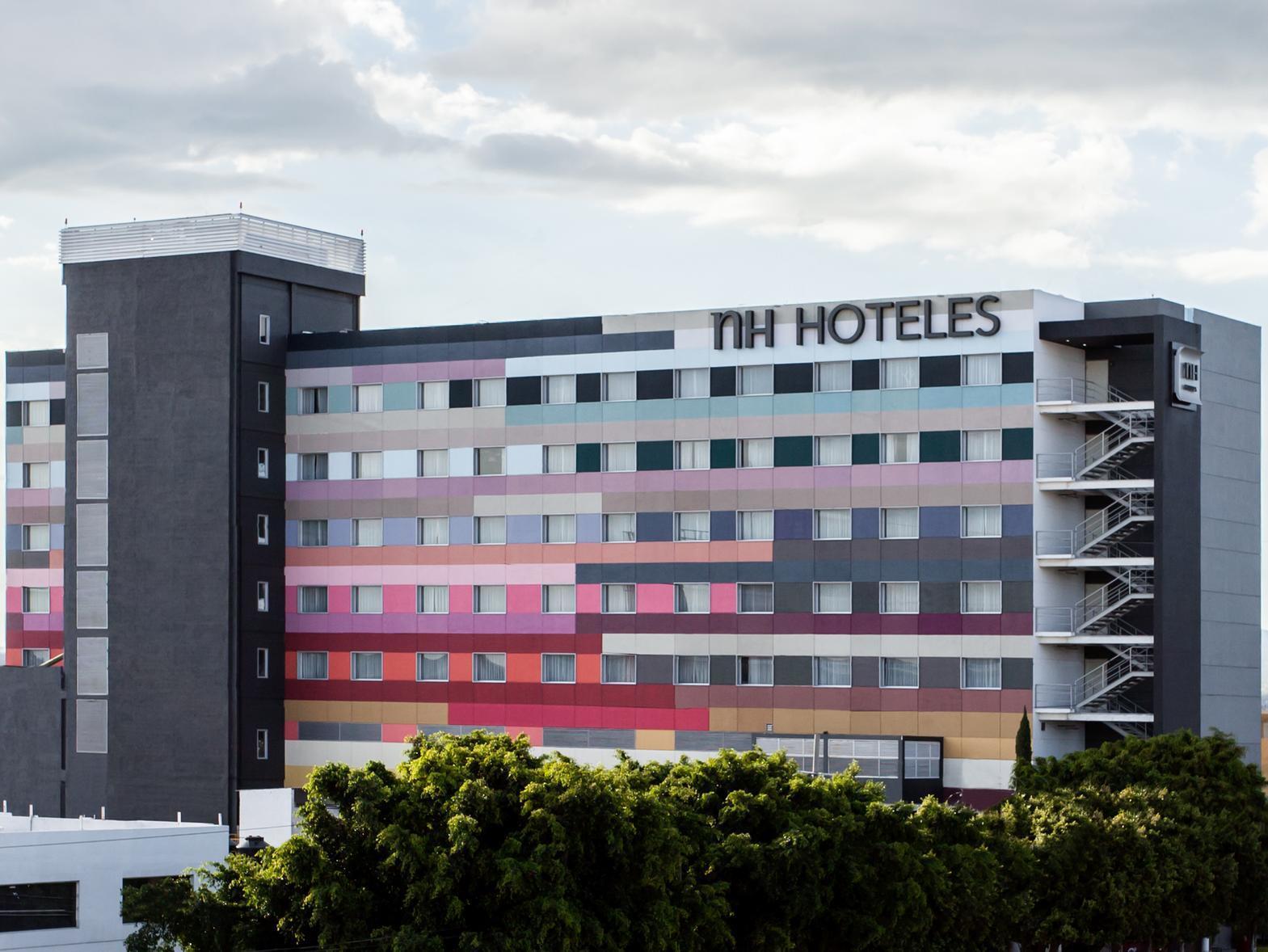 Nh Queretaro Hotel Bagian luar foto